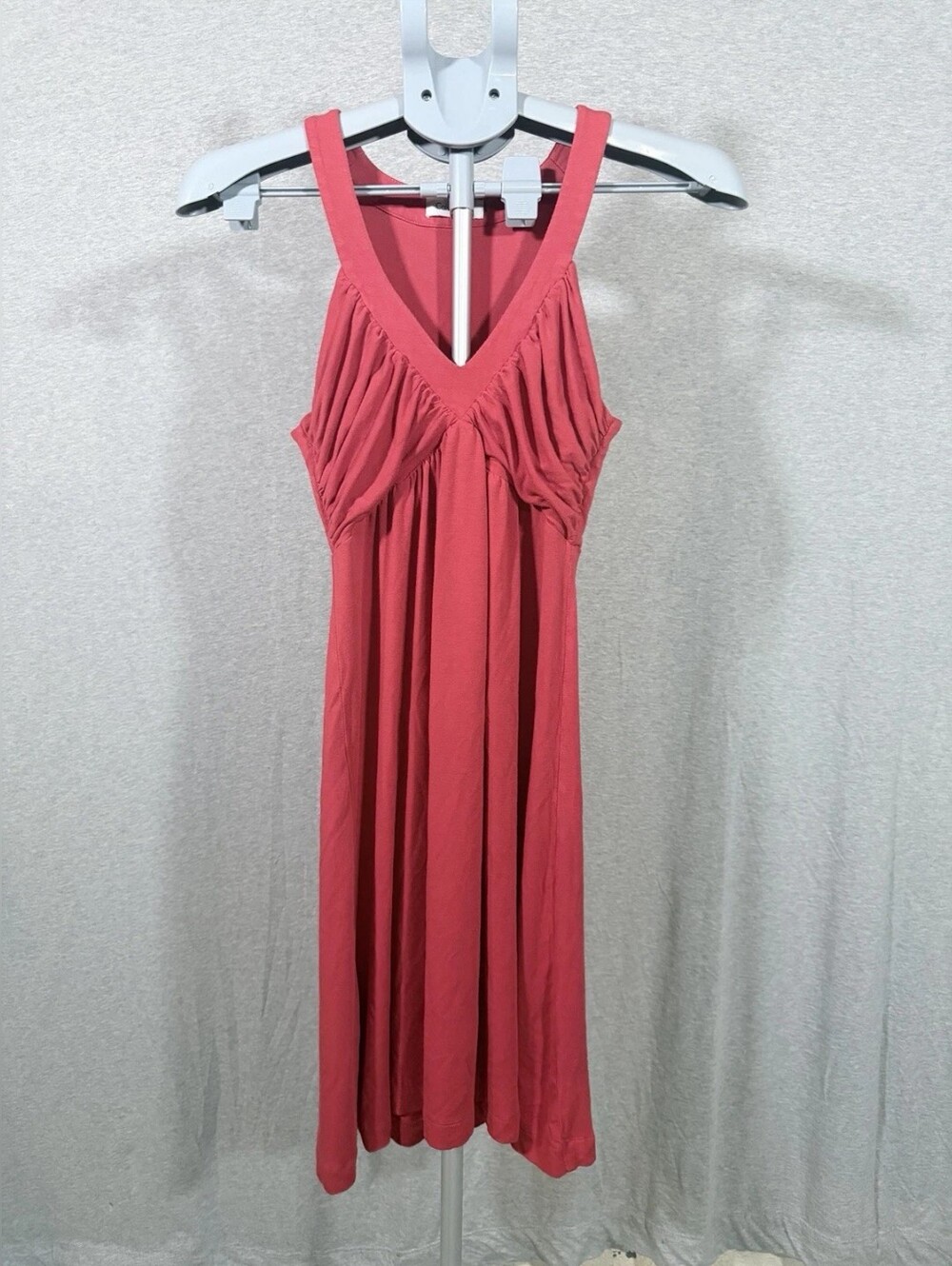 Women’s Sleeveless V-Neck Coral Dress